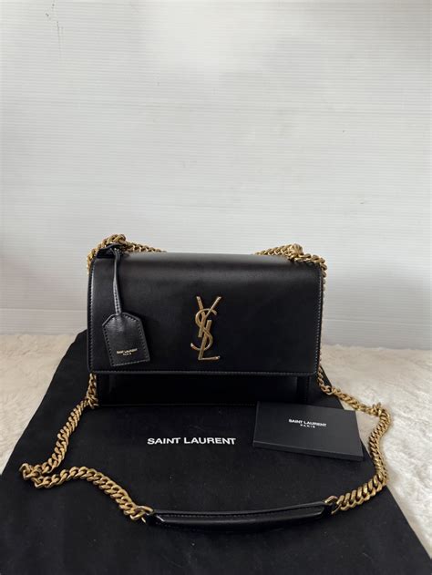 กระเป๋า ysl.